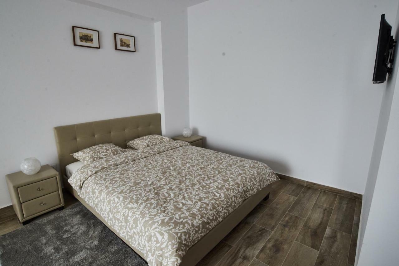 At Central Apartments ブカレスト エクステリア 写真