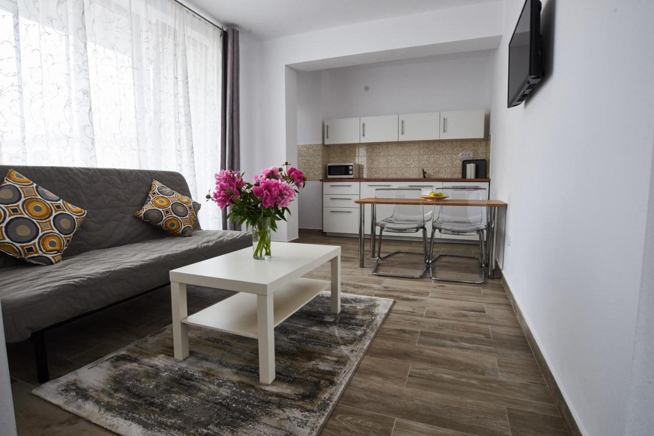 At Central Apartments ブカレスト エクステリア 写真